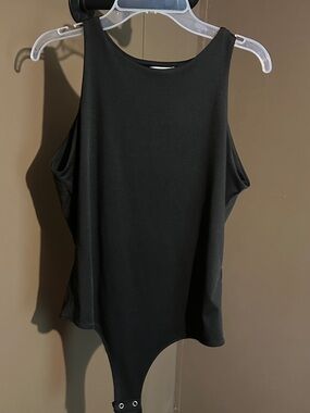 ReoRia Black Sleeveless Bodysuit Tank